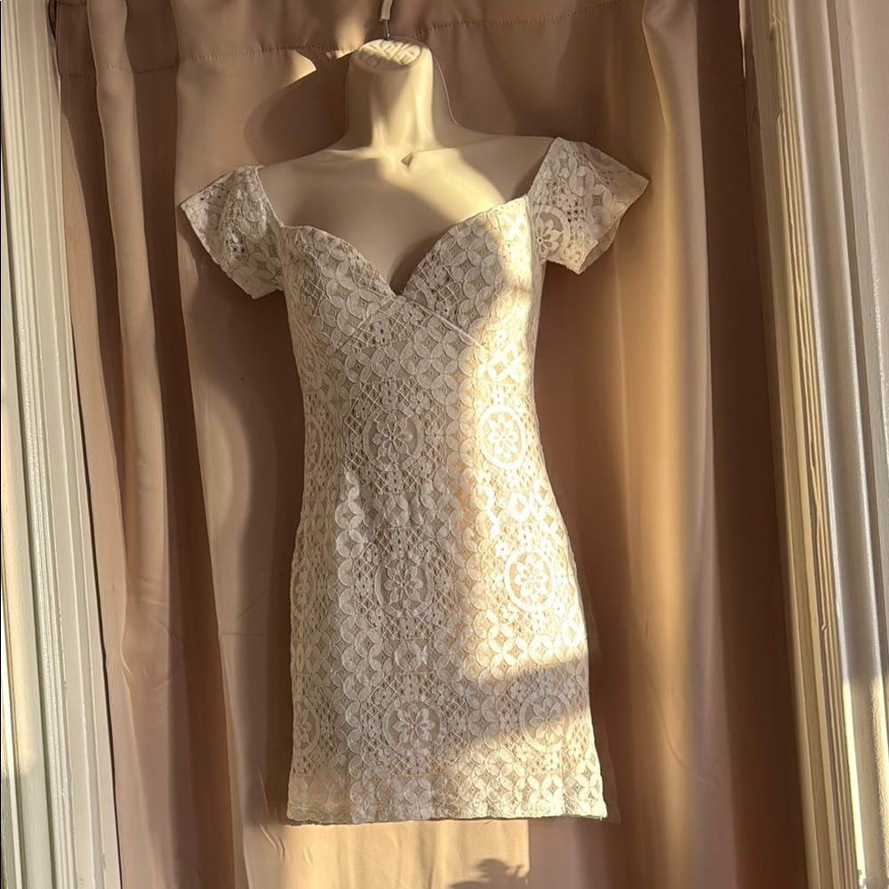 Superdown Cream Sheath Mini Dress with Cap Sleeves